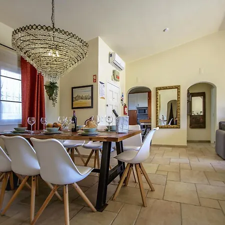 Yvonne,private Pool,private Parking 1,7 Km From The Beatch * 阿尔布费拉