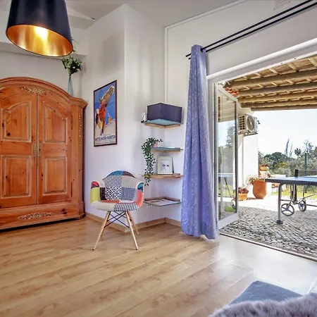 别墅 Yvonne,private Pool,private Parking 1,7 Km From The Beatch *