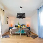 Villa Yvonne,private Pool,private Parking 1,7 Km From The