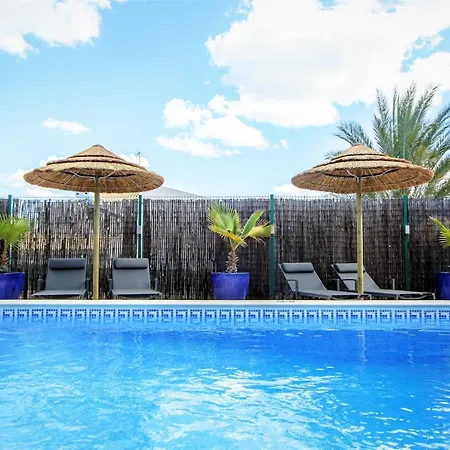 וילה Yvonne,private Pool,private Parking 1,7 Km From The Beatch *